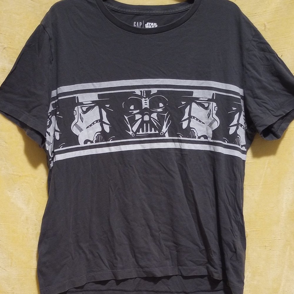 Muted Black/ Charcoal Gray - Men's L Graphic Tee - Star Wars T-Shirt